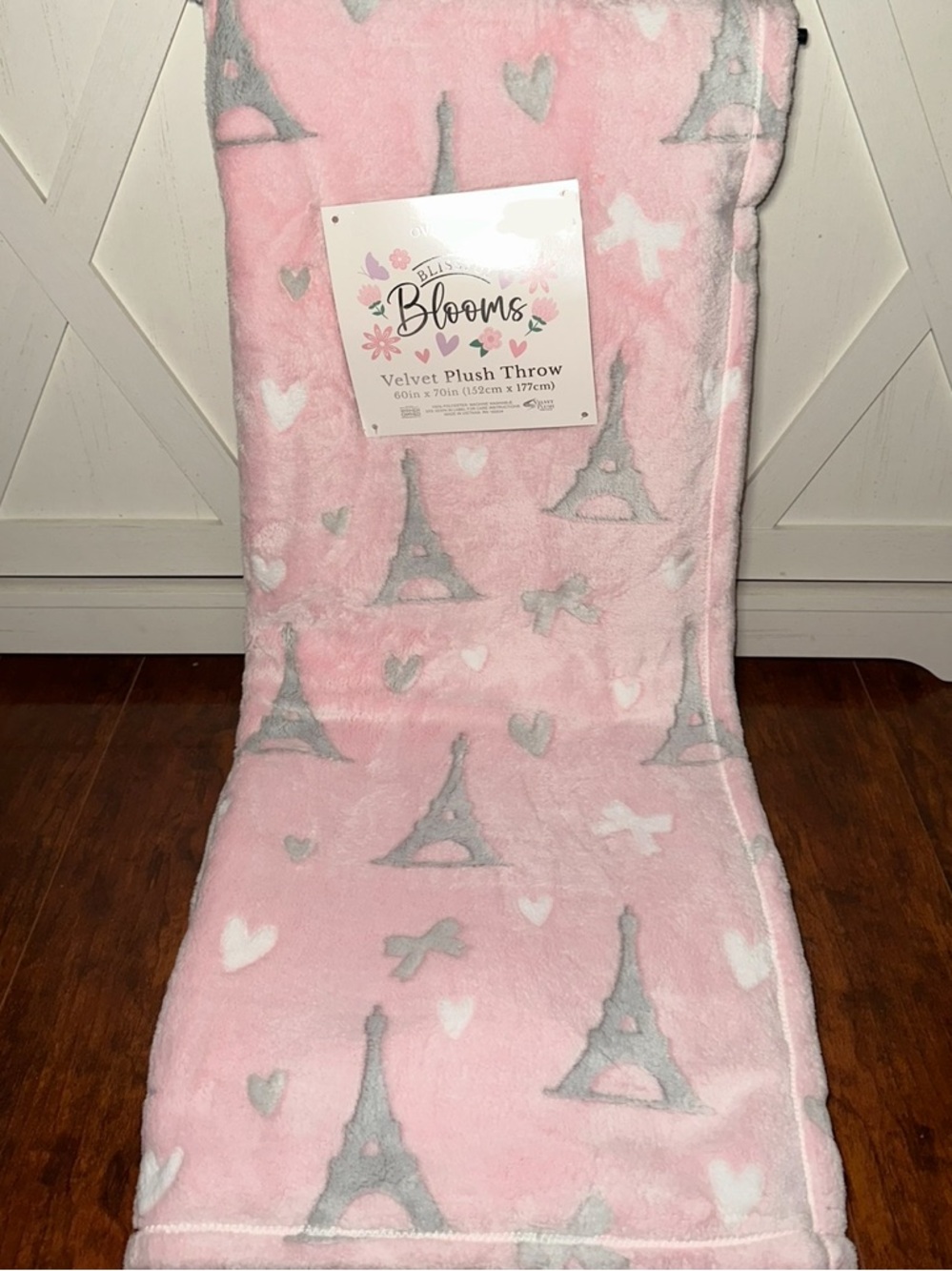 Pink & Gray Eiffel Tower Embossed Velvet Plush Throw Blanket